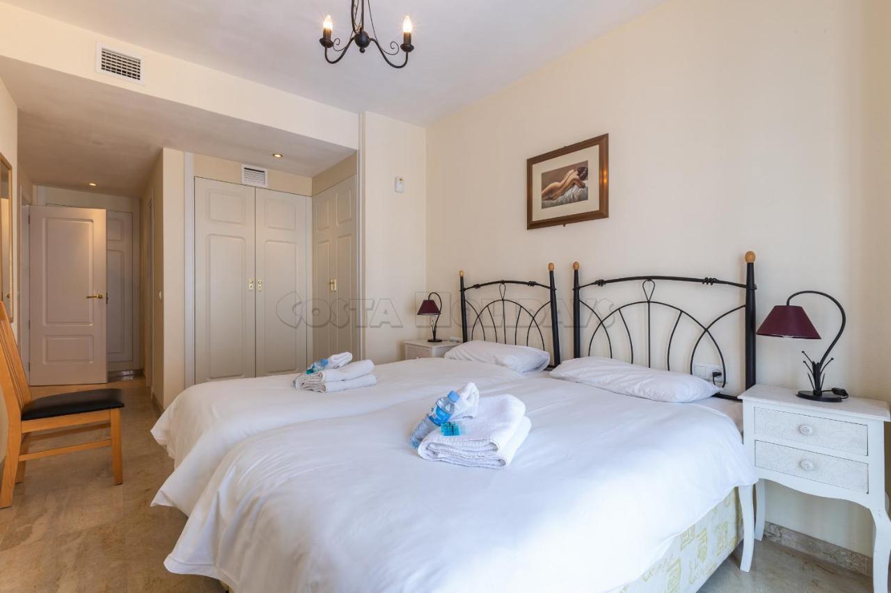 Marina Real 425 Apartment Manilva Exterior photo